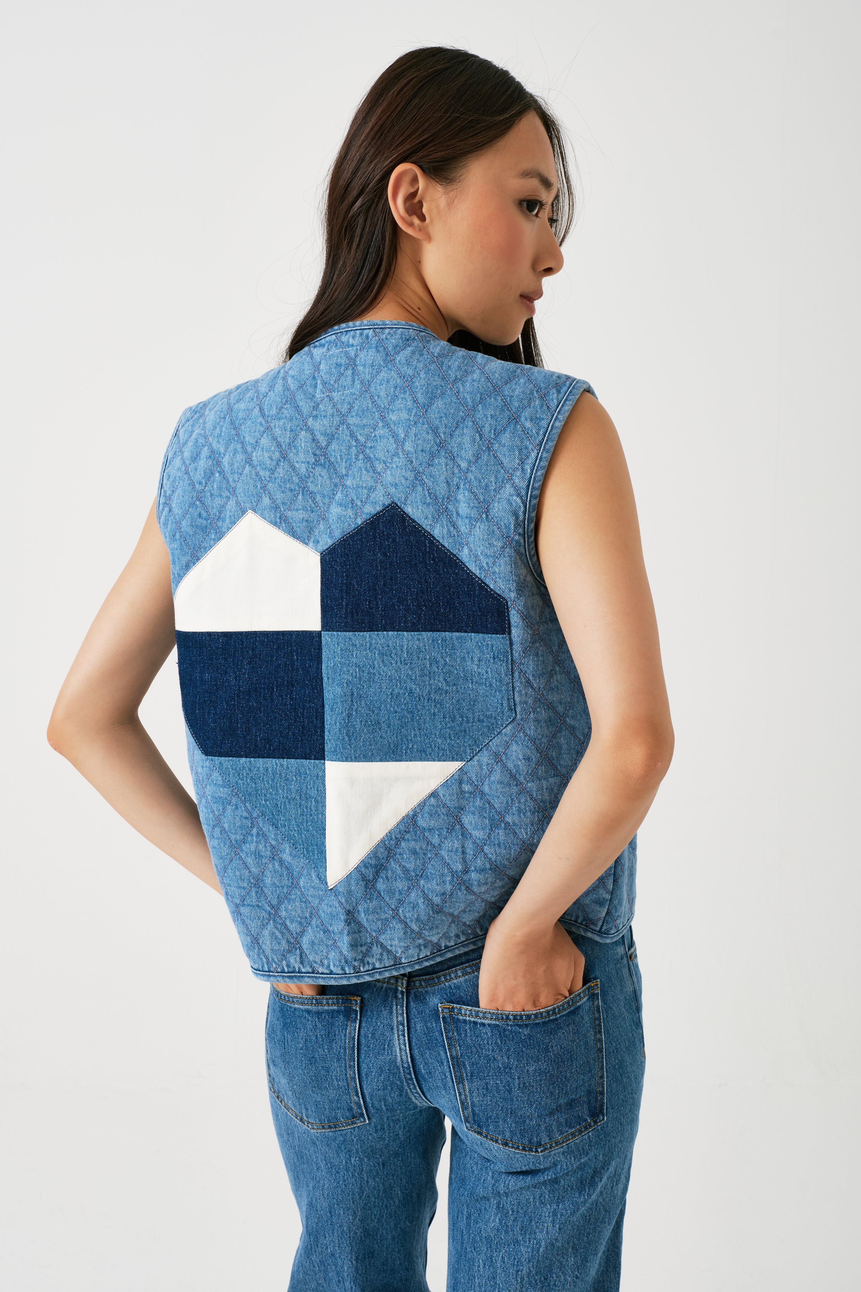 Aria Vest