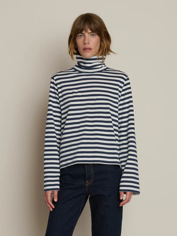 Neo Mock Neck Top