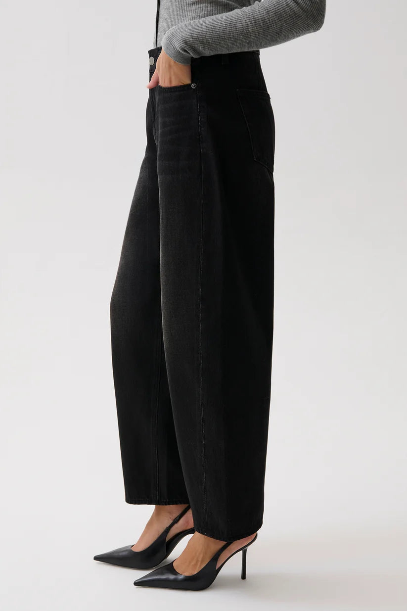 Sacha Relaxed Barrel Jean