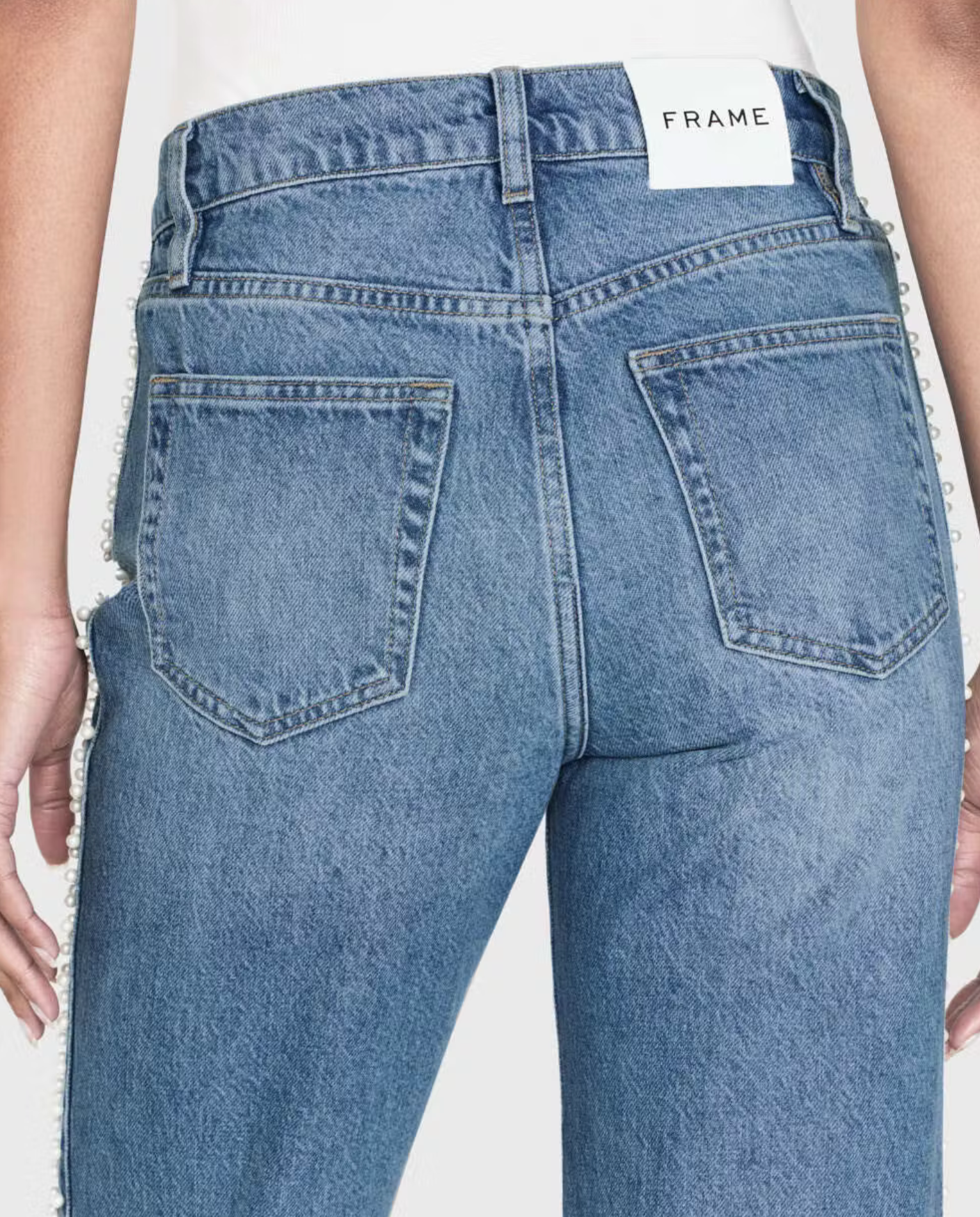 Atelier Le Jane Crop