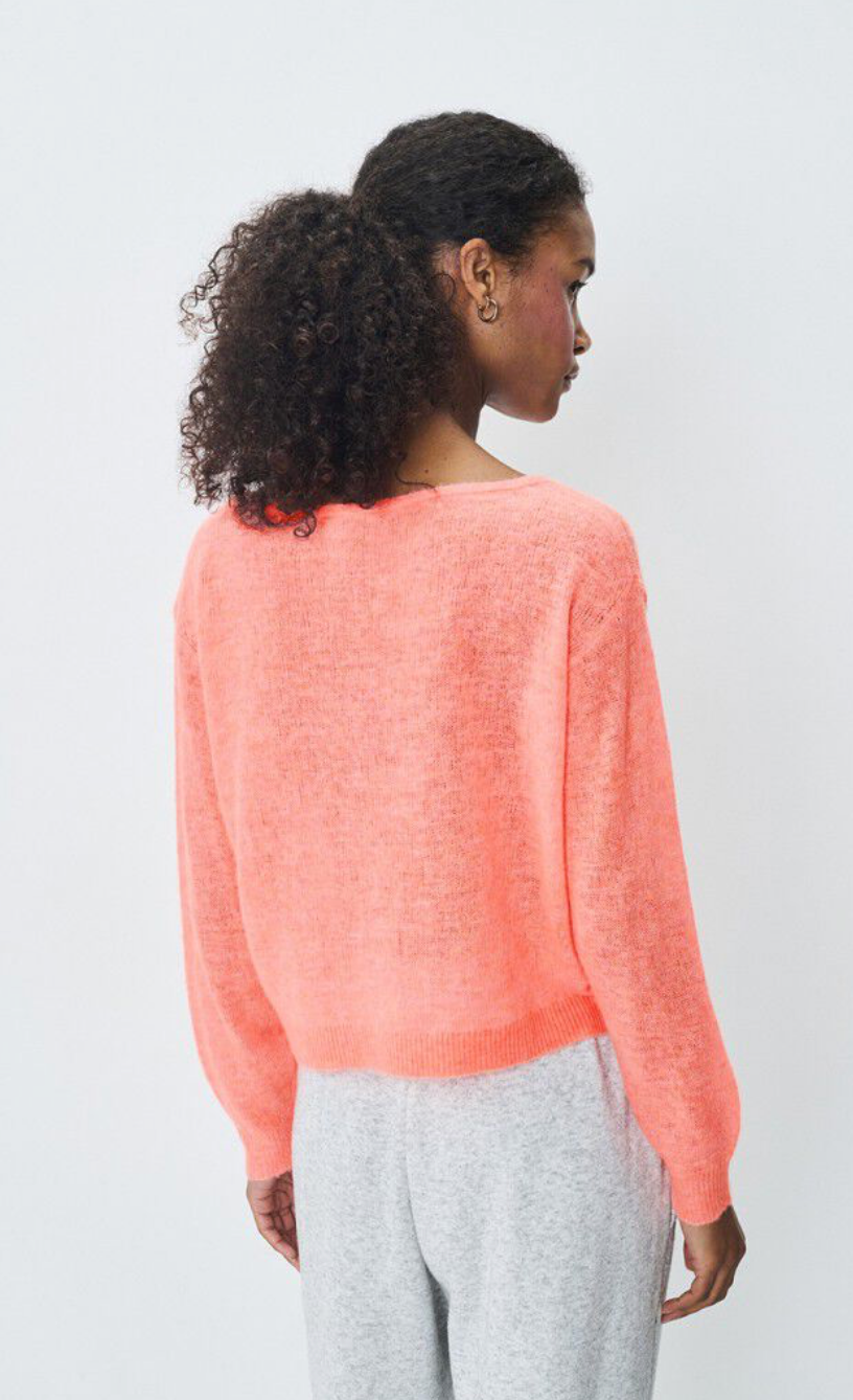 Dumy V-Neck Sweater