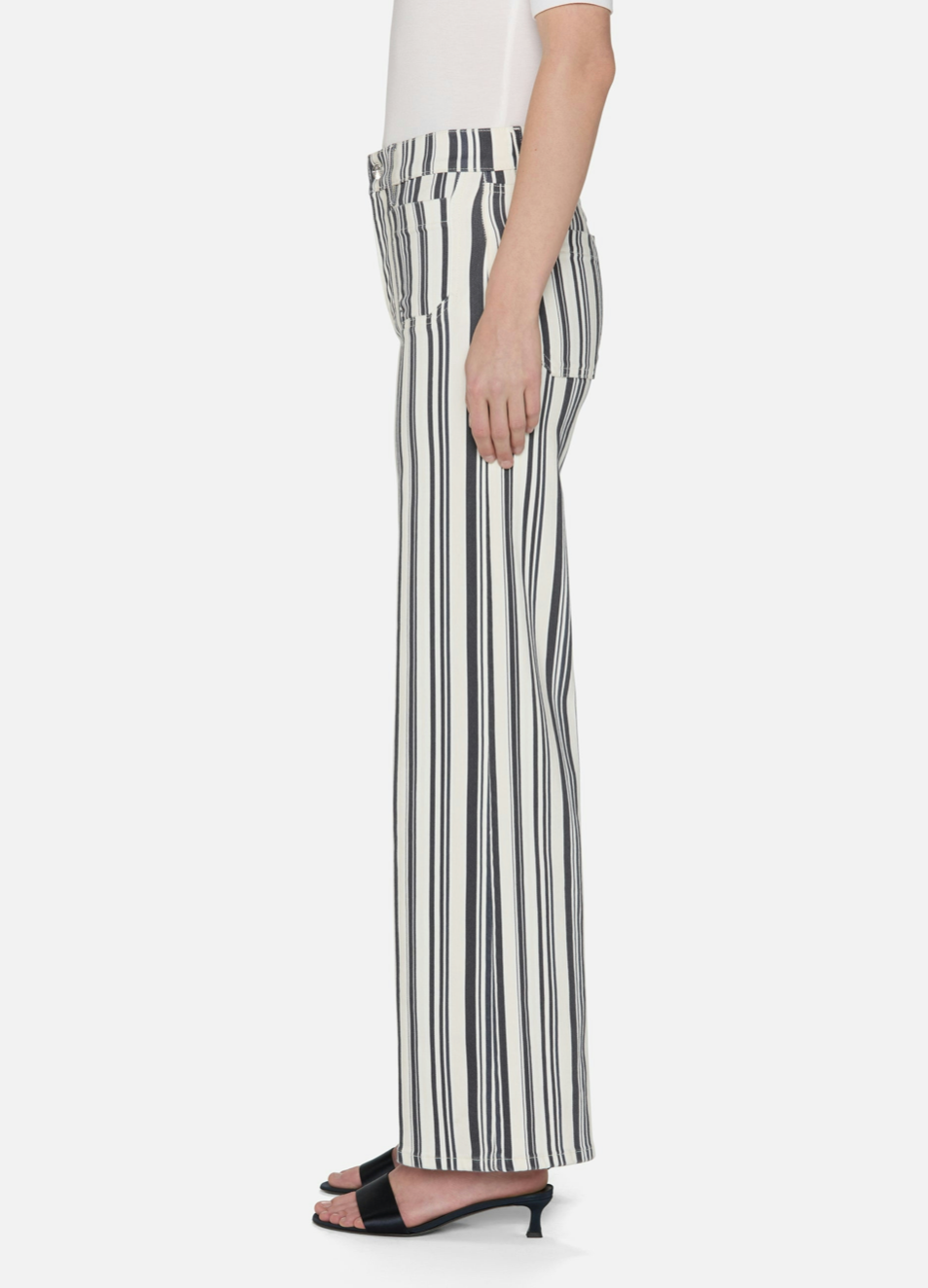 Le Slim Palazzo Modernist
