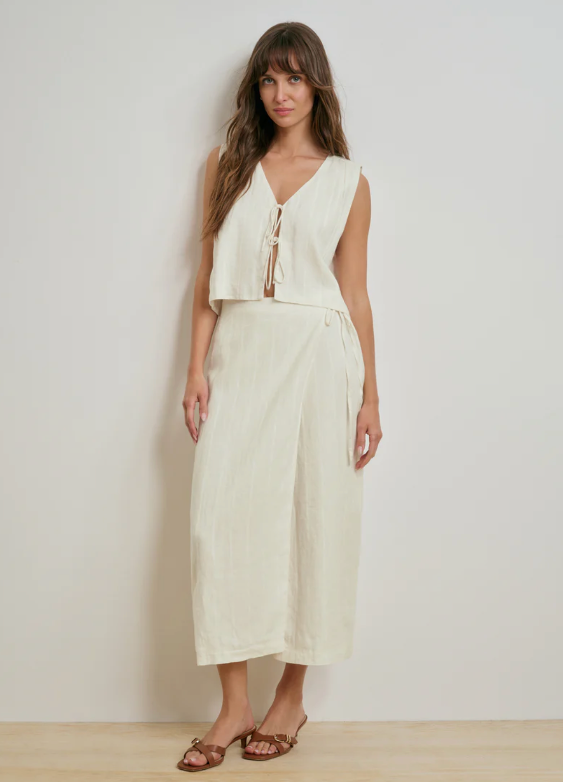 Invisible String Top