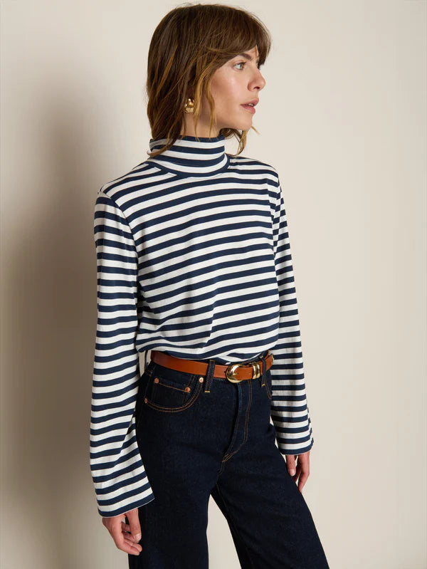 Neo Mock Neck Top