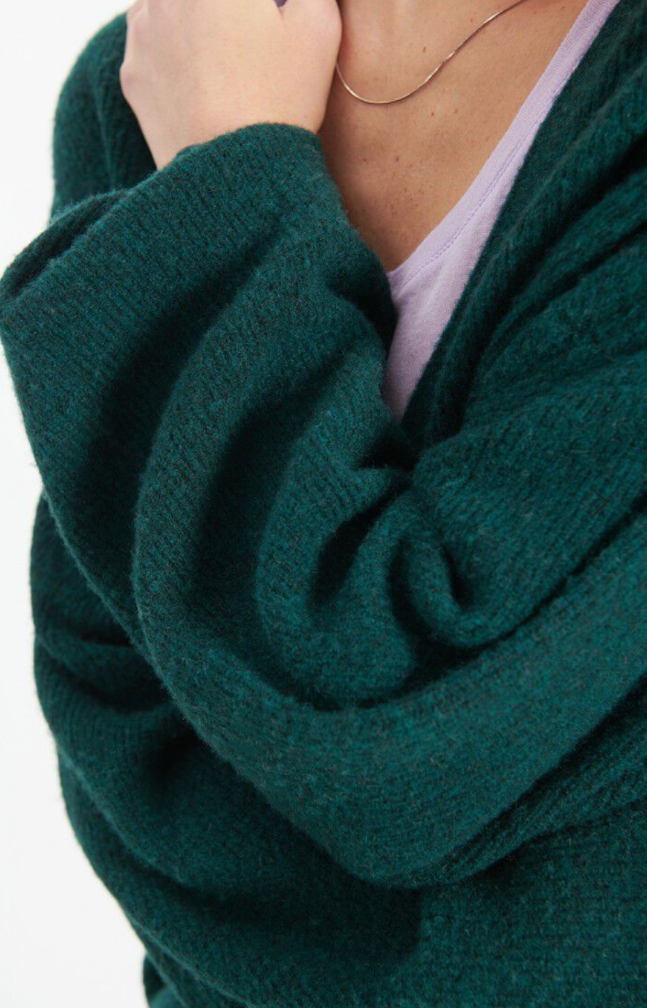 Raxow V-Neck Cardigan